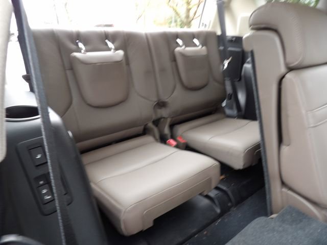 Used 2023 Lexus GX 460 Luxury w/ Accessory Package AWD/4WD image 29