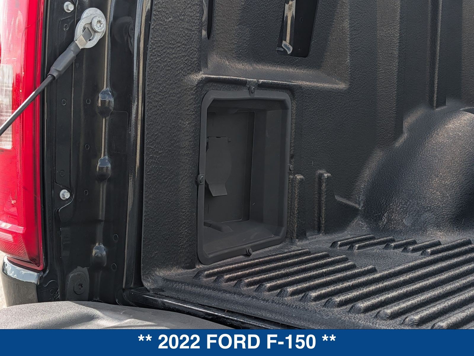Certified 2022 Ford F150 XLT w/ Equipment Group 302A High RWD image 15