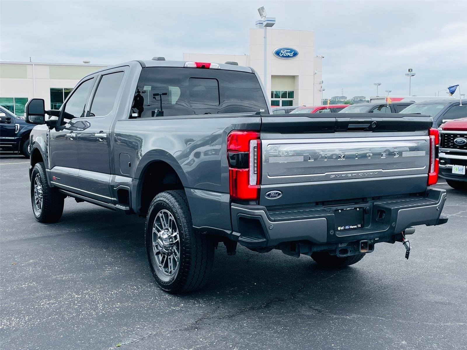 Certified 2024 Ford F350 Limited w/ FX4 Off-Road Package AWD/4WD image 5