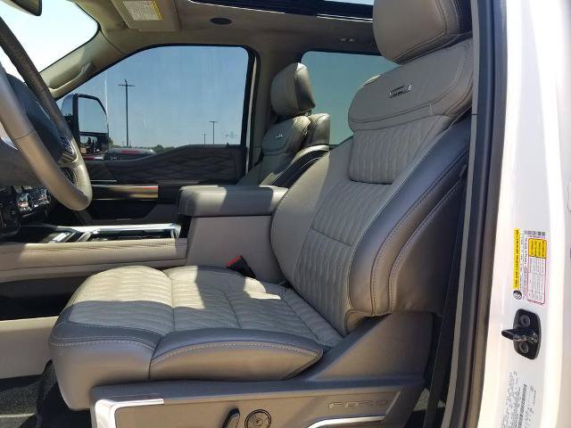 Certified 2025 Ford F250 Platinum w/ Platinum Plus Package AWD/4WD image 11