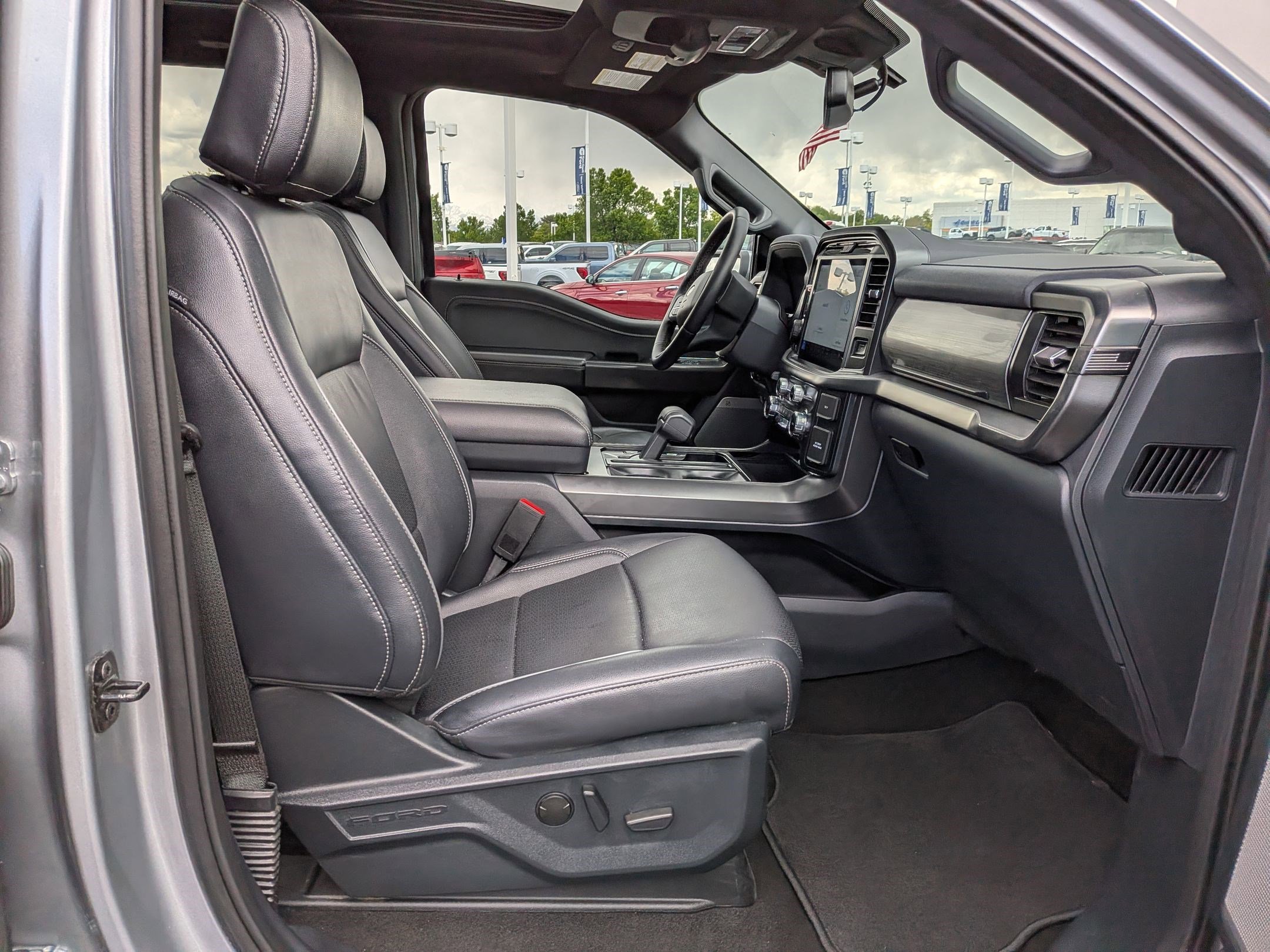 Certified 2025 Ford F150 Lariat w/ FX4 Off-Road Package AWD/4WD image 34