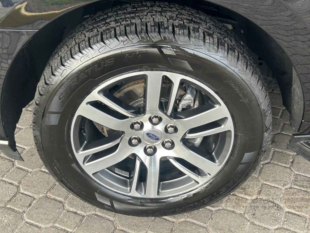 Certified 2024 Ford Expedition Limited image 18