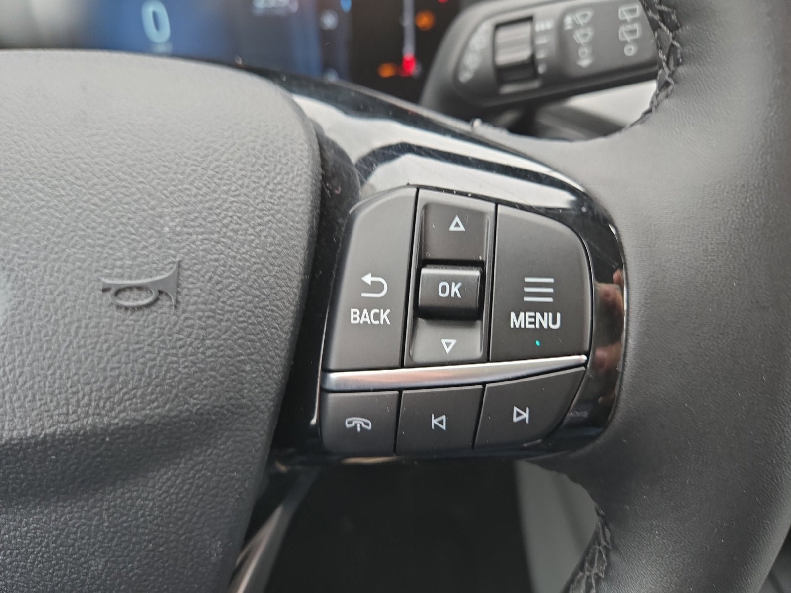 Certified 2024 Ford Escape Active AWD/4WD image 15