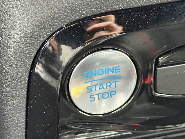 Certified 2024 Ford Escape ST-Line w/ Tech Pack #1 AWD/4WD image 16