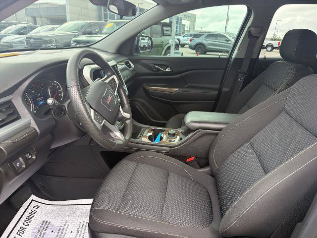 Used 2023 GMC Acadia SLE w/ Driver Convenience Package FWD image 10