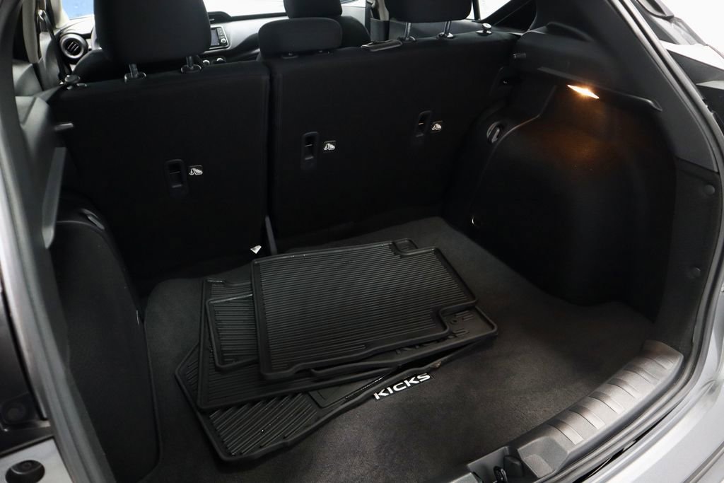 Used 2025 Nissan Kicks Play S image 14