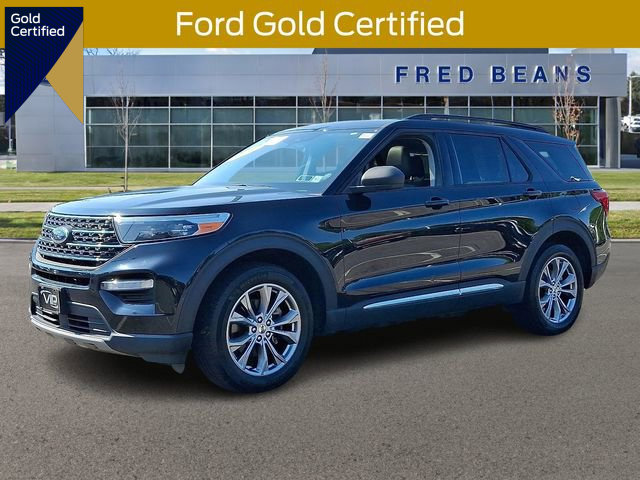 Certified 2022 Ford Explorer XLT w/ Equipment Group 202A