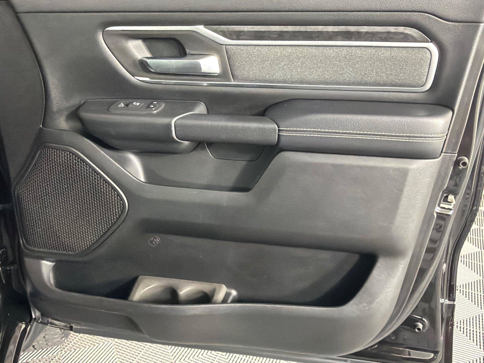 Used 2019 RAM 1500 Big Horn AWD/4WD image 14