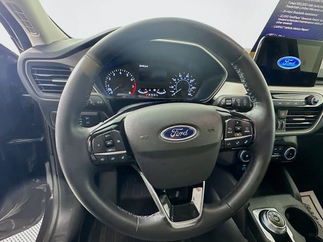 Certified 2022 Ford Escape SE w/ SE Sport Appearance Package image 17