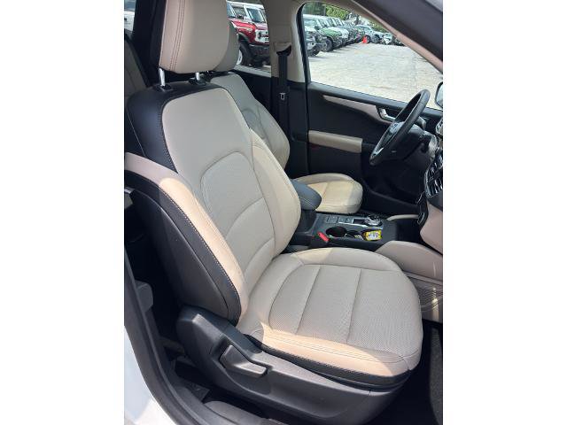 Certified 2020 Ford Escape SEL FWD image 6