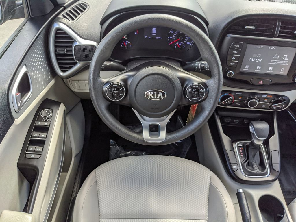 Used 2020 Kia Soul LX image 15