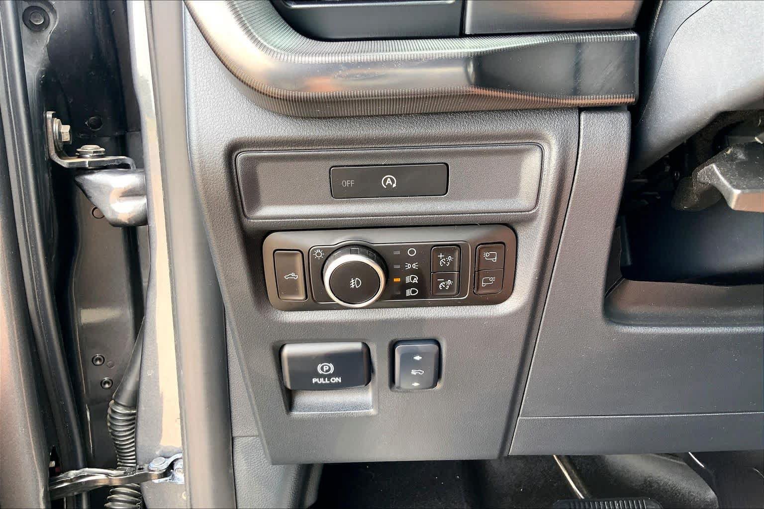 Certified 2025 Ford F150 Lariat AWD/4WD image 36