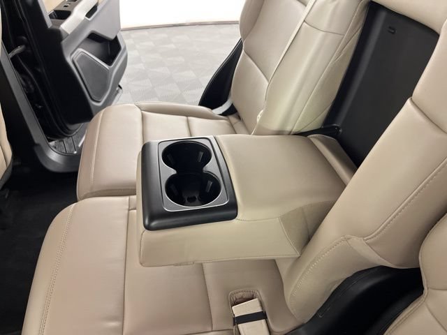 Certified 2024 Ford Explorer XLT w/ Equipment Group 202A RWD image 39