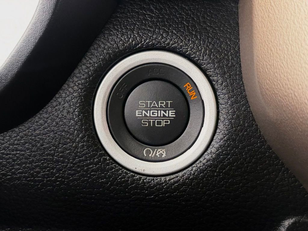 Used 2022 RAM 1500 Laramie AWD/4WD image 21