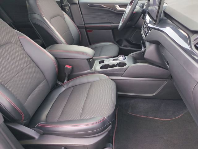 Certified 2023 Ford Escape ST-Line Select w/ Tech Pack #2 image 21