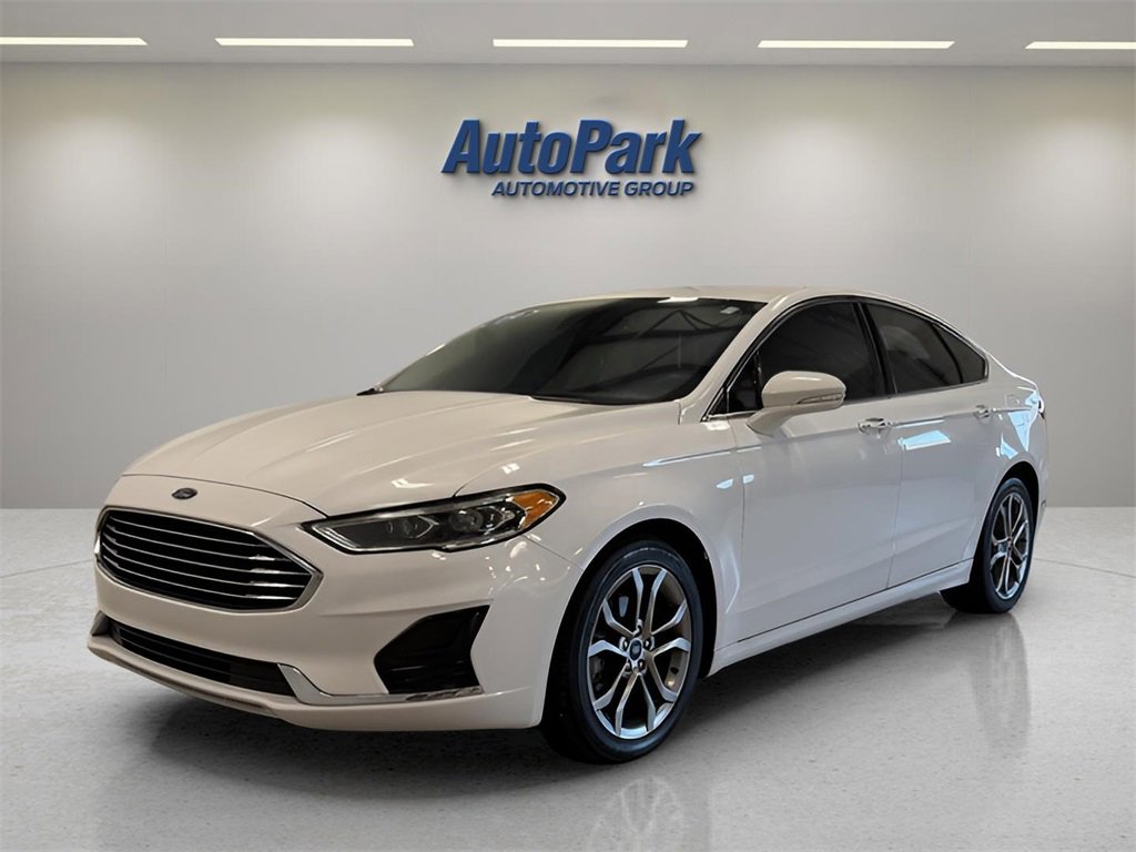 Certified 2019 Ford Fusion SEL image 3