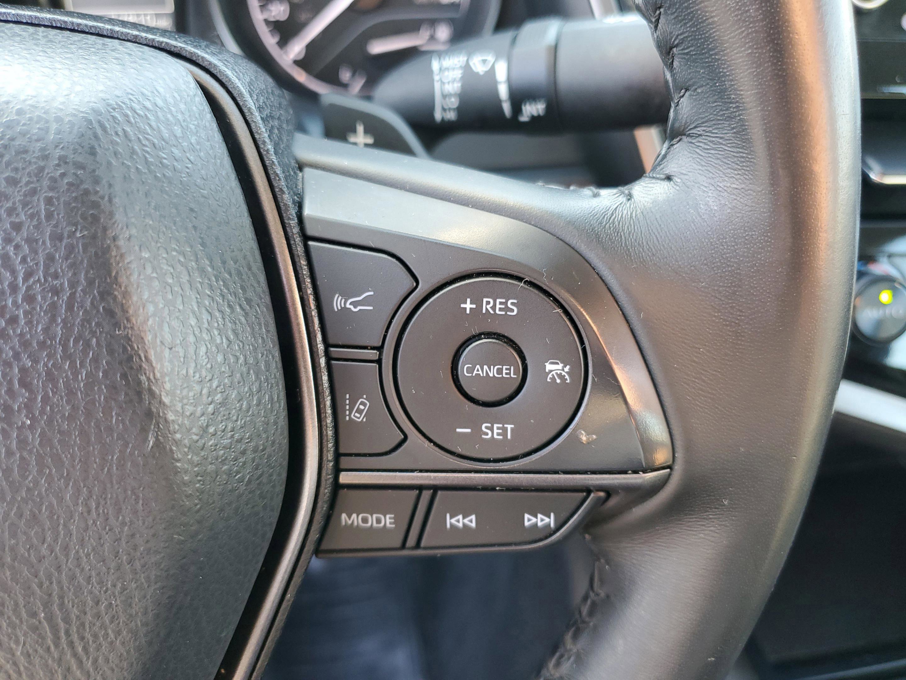 Used 2024 Toyota Camry SE image 24