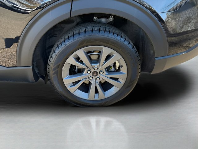 Certified 2022 Ford Explorer XLT w/ Equipment Group 202A AWD/4WD image 25