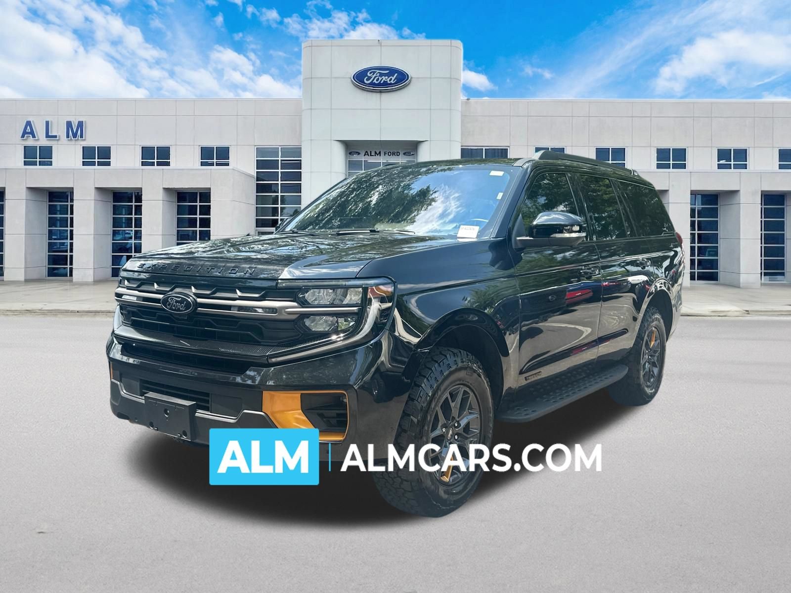 Certified 2025 Ford Expedition Tremor AWD/4WD image 1