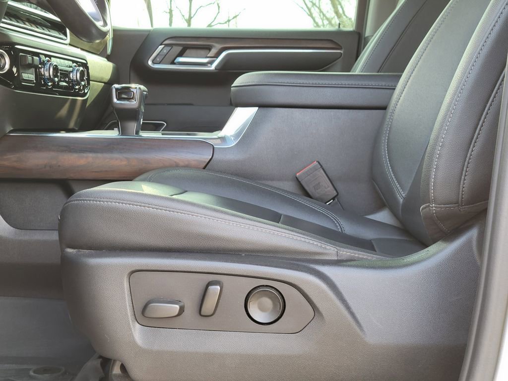 Used 2022 GMC Sierra 1500 SLT w/ SLT Premium Plus Package image 22