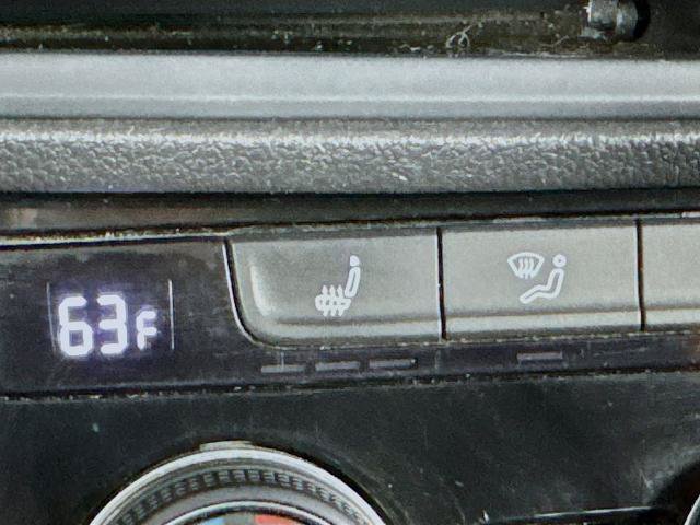 Used 2021 Volkswagen Jetta SE FWD image 21