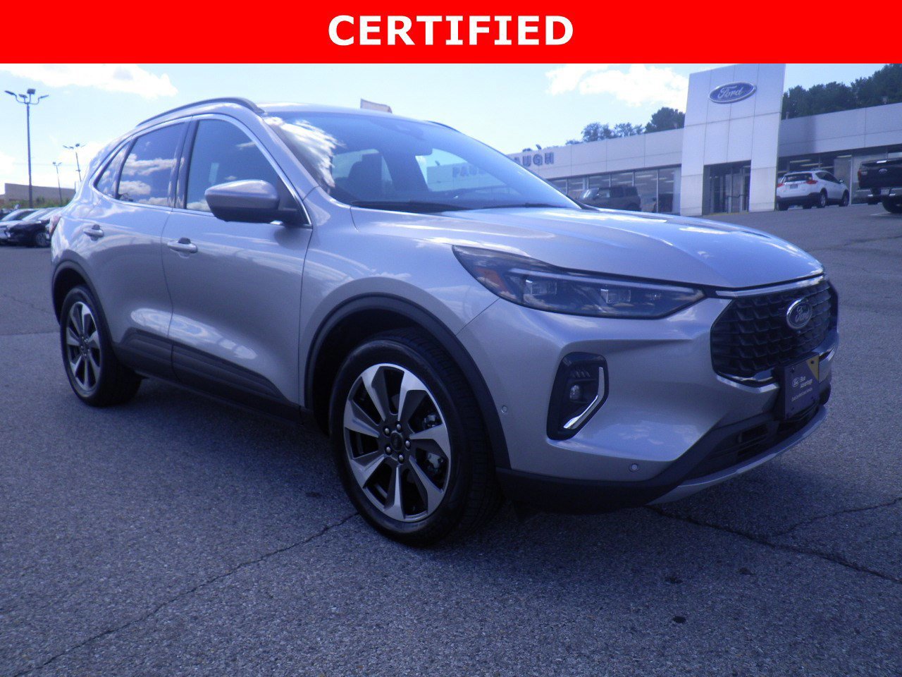 Certified 2023 Ford Escape Platinum w/ Premium Technology Package image 6