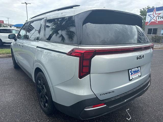 Used 2025 Kia Carnival SX FWD image 3