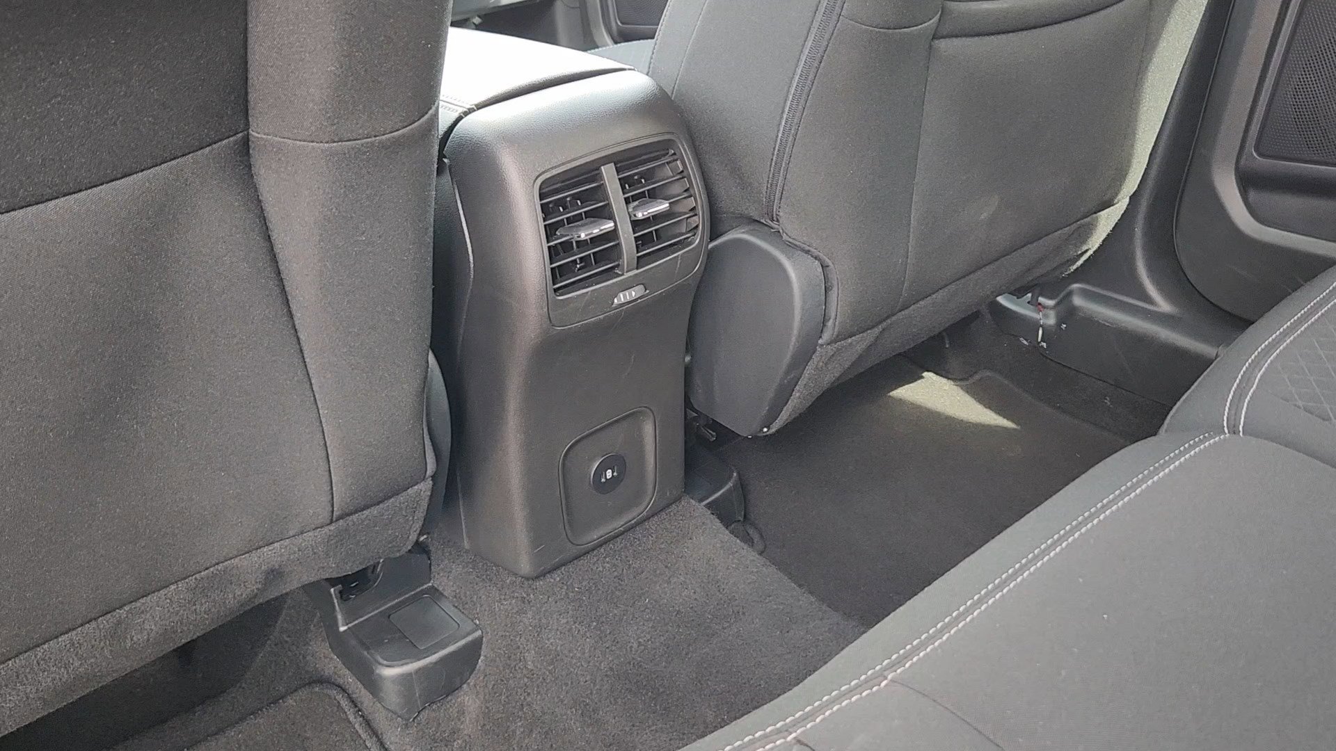 Certified 2024 Ford Escape Active image 17