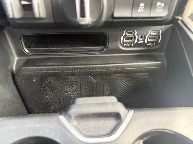 Used 2021 RAM 1500 Laramie AWD/4WD image 31