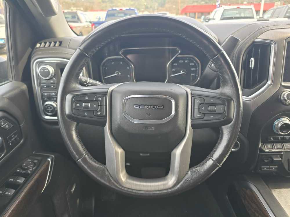 Used 2022 GMC Sierra 3500 Denali w/ Denali Ultimate Package image 11