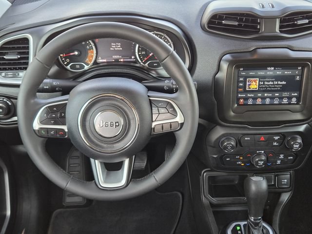 Used 2021 Jeep Renegade Latitude FWD image 25