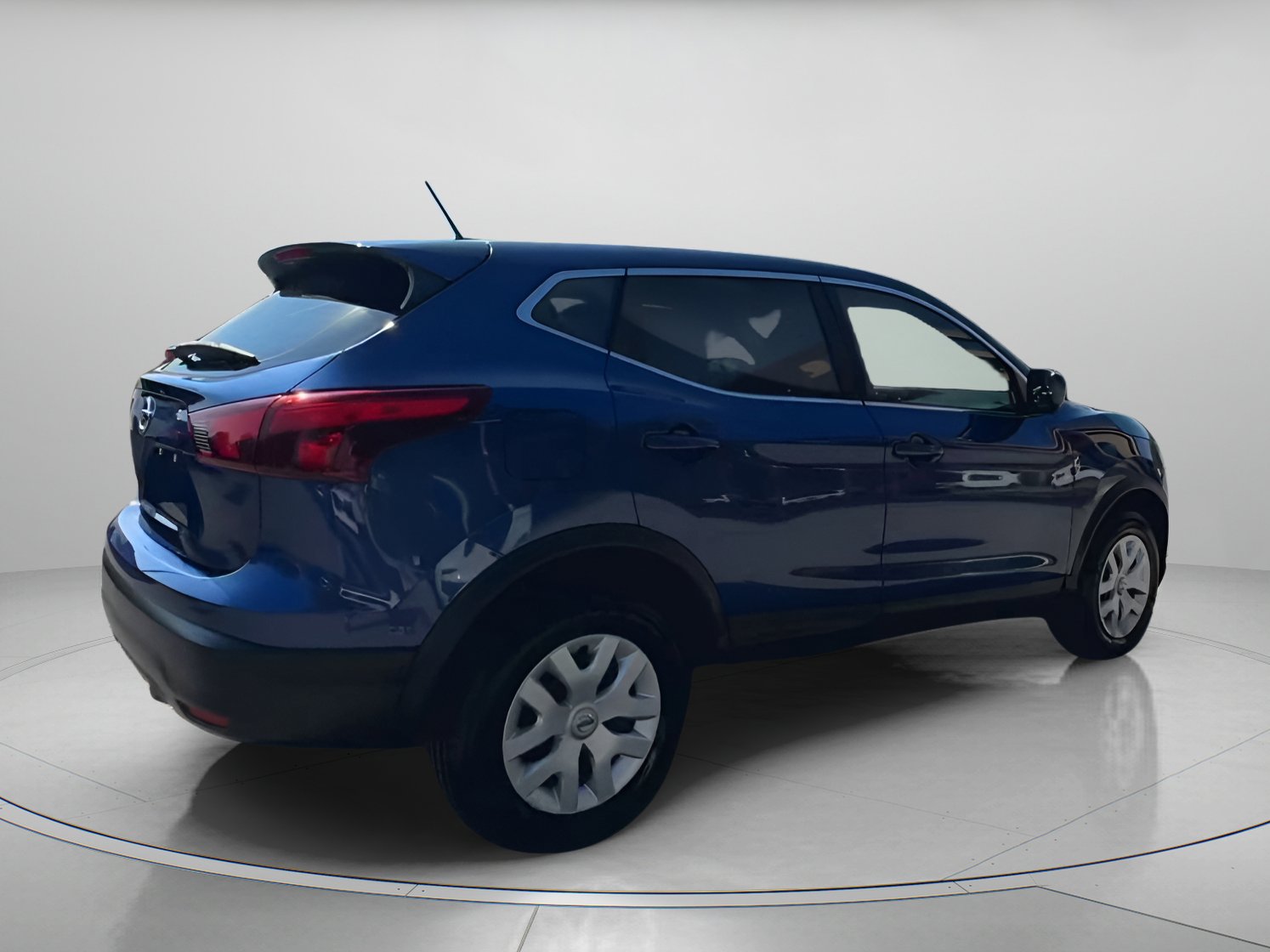 Used 2019 Nissan Rogue Sport S image 29