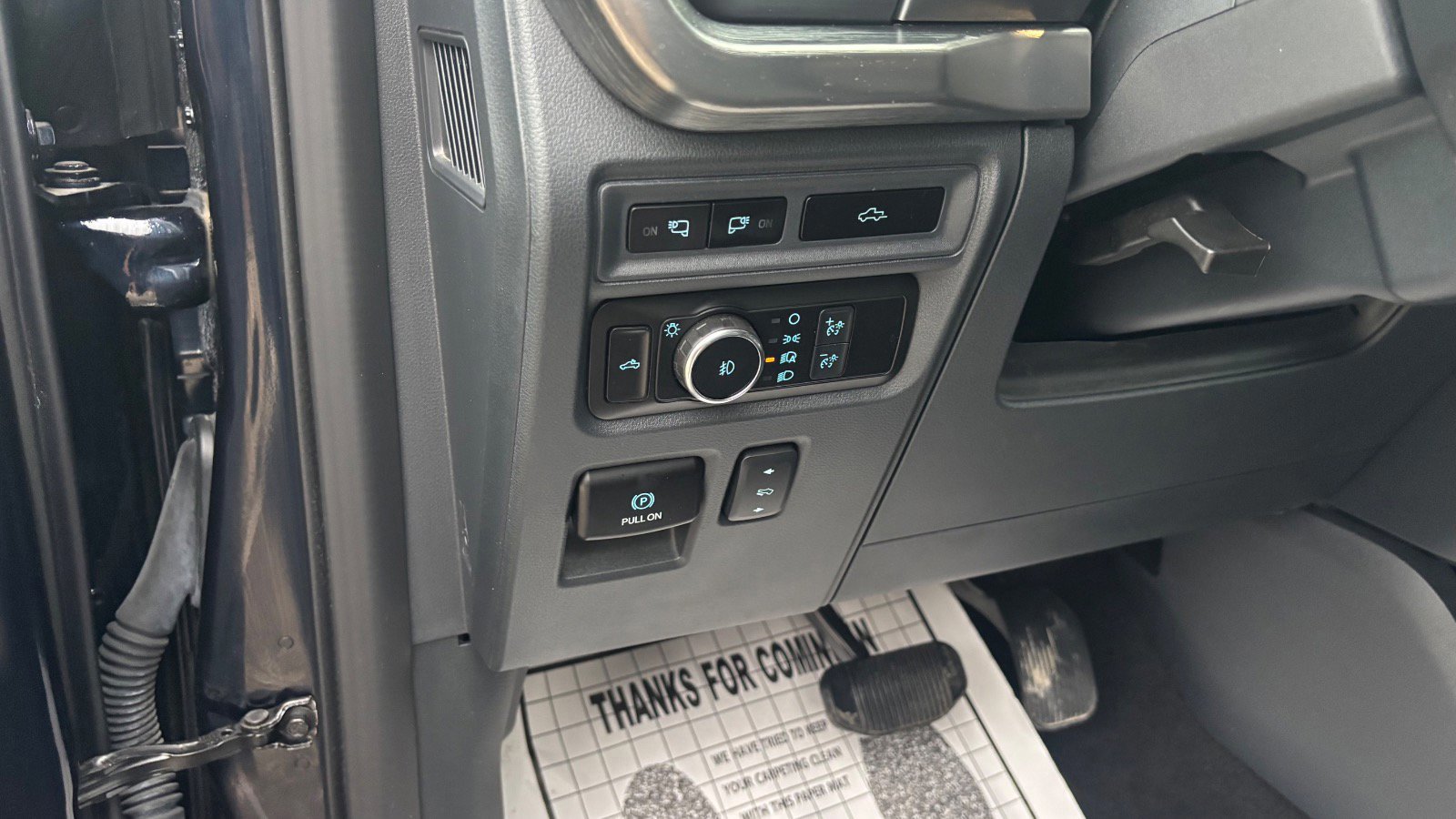 Certified 2022 Ford F150 Lariat image 31