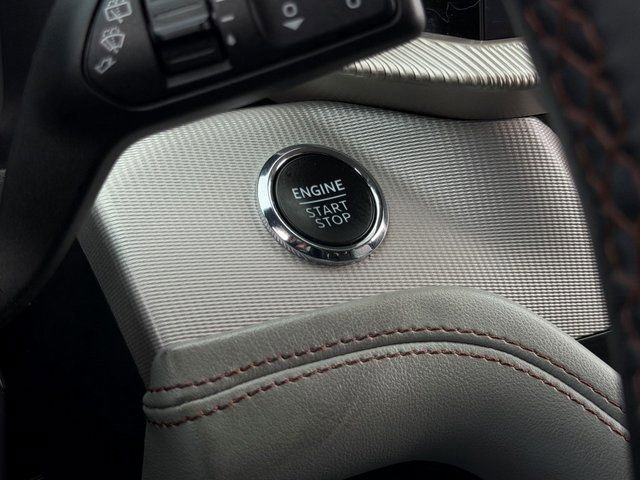 Certified 2025 Ford Explorer Active w/ Active Comfort Package image 39