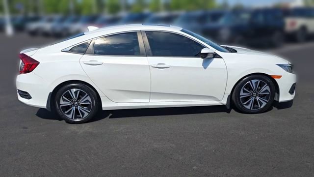 Used 2017 Honda Civic EX-T image 2