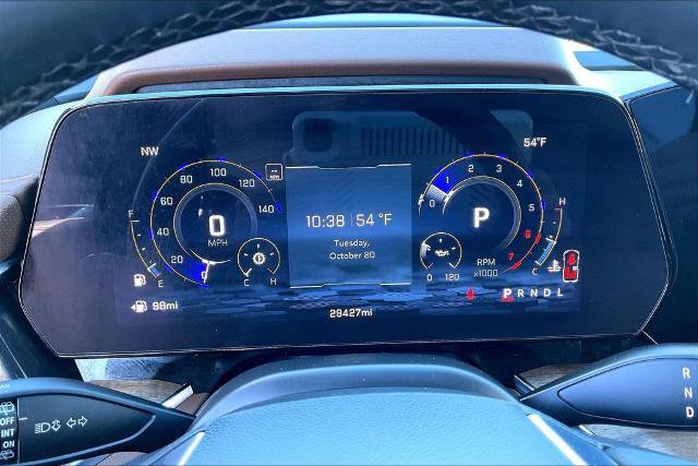 Used 2025 Chevrolet Suburban High Country RWD image 20