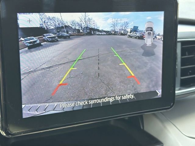 Certified 2024 Ford Explorer XLT w/ Equipment Group 202A image 17