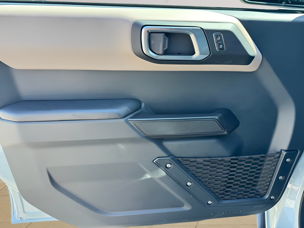 Certified 2024 Ford Bronco Wildtrak AWD/4WD image 28