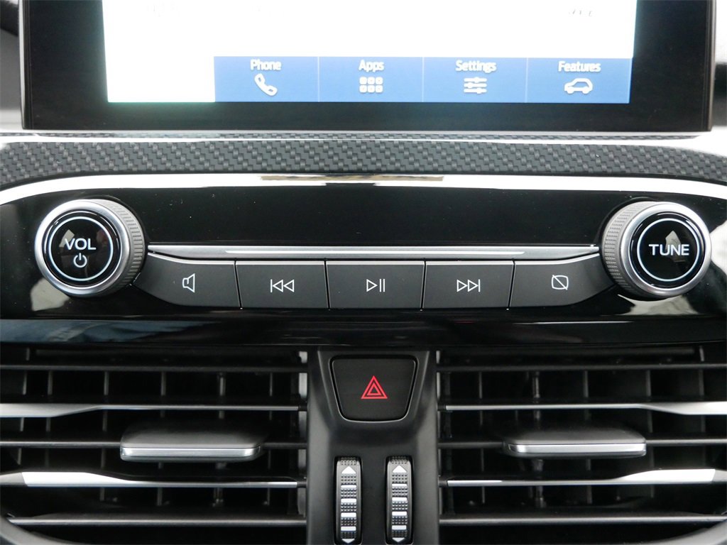 Certified 2025 Ford Escape ST-Line w/ Cold Weather Package image 23