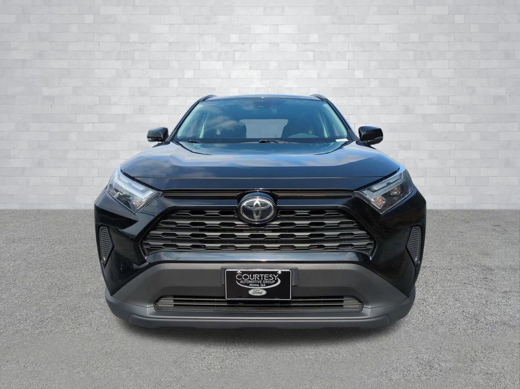 Used 2024 Toyota RAV4 XLE image 9