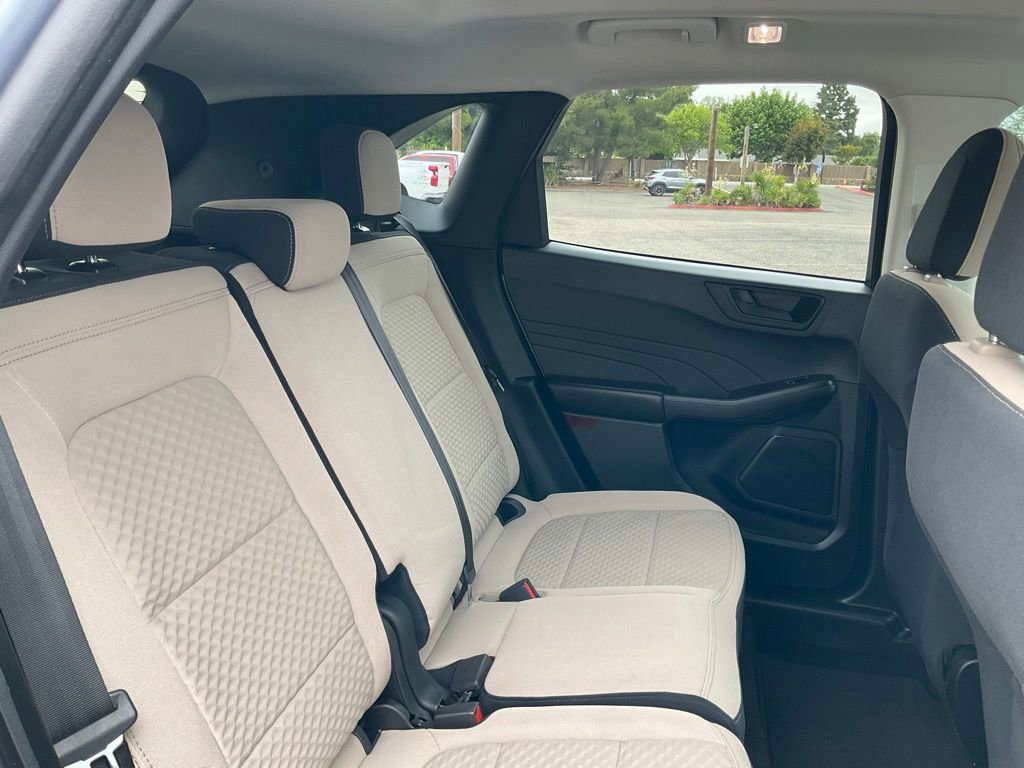Certified 2022 Ford Escape SE image 53