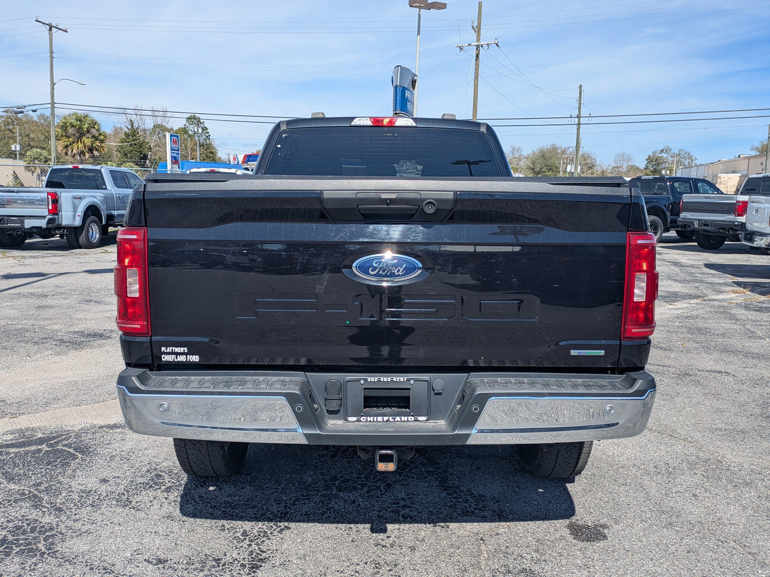 Certified 2022 Ford F150 XLT w/ Equipment Group 301A Mid image 4
