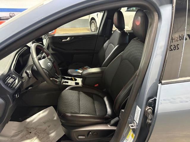 Certified 2024 Ford Escape ST-Line w/ Tech Pack #1 AWD/4WD image 8