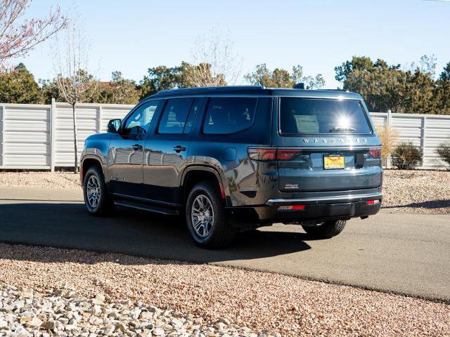 Used 2023 Jeep Wagoneer BASE w/ Convenience Group I image 5