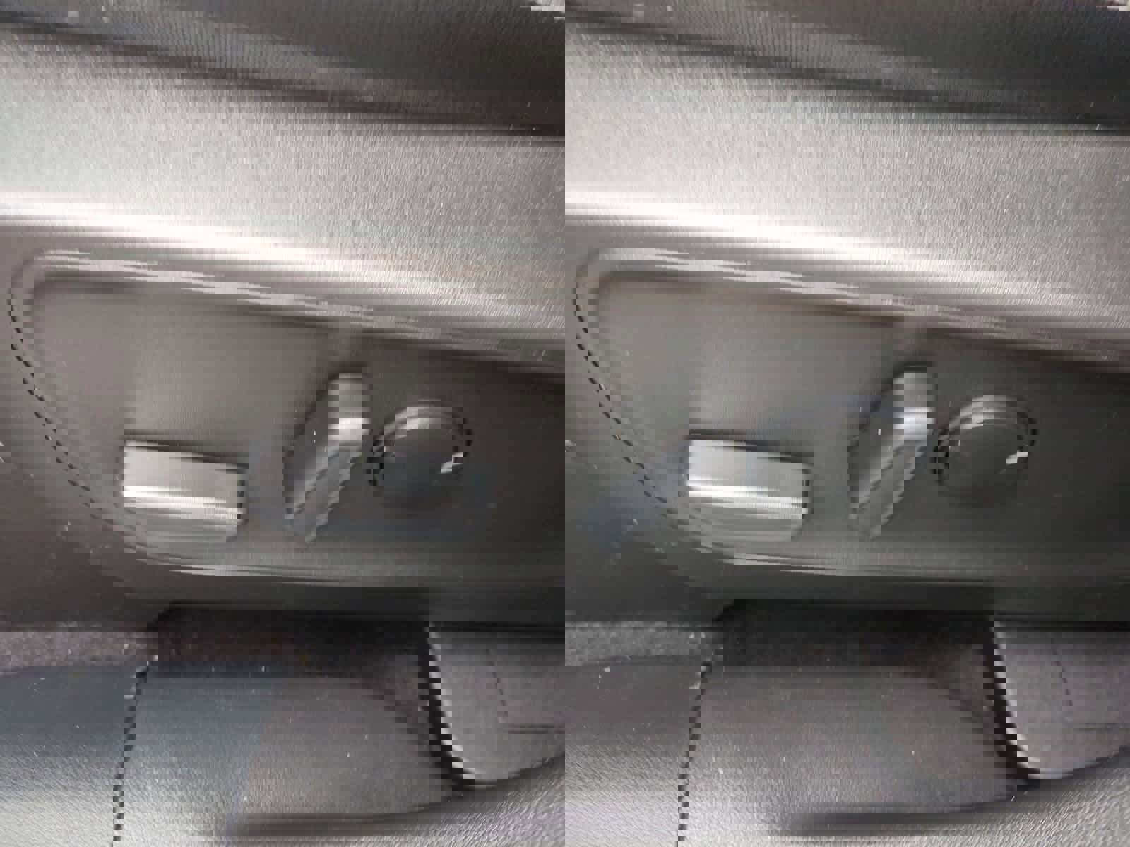 Certified 2023 Ford Escape Platinum w/ Premium Technology Package image 17