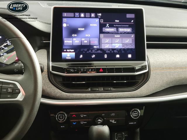 Used 2022 Jeep Compass Sport image 21