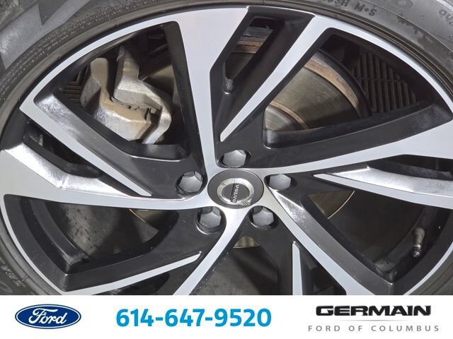 Used 2021 Volvo XC40 T5 R-Design AWD/4WD image 14