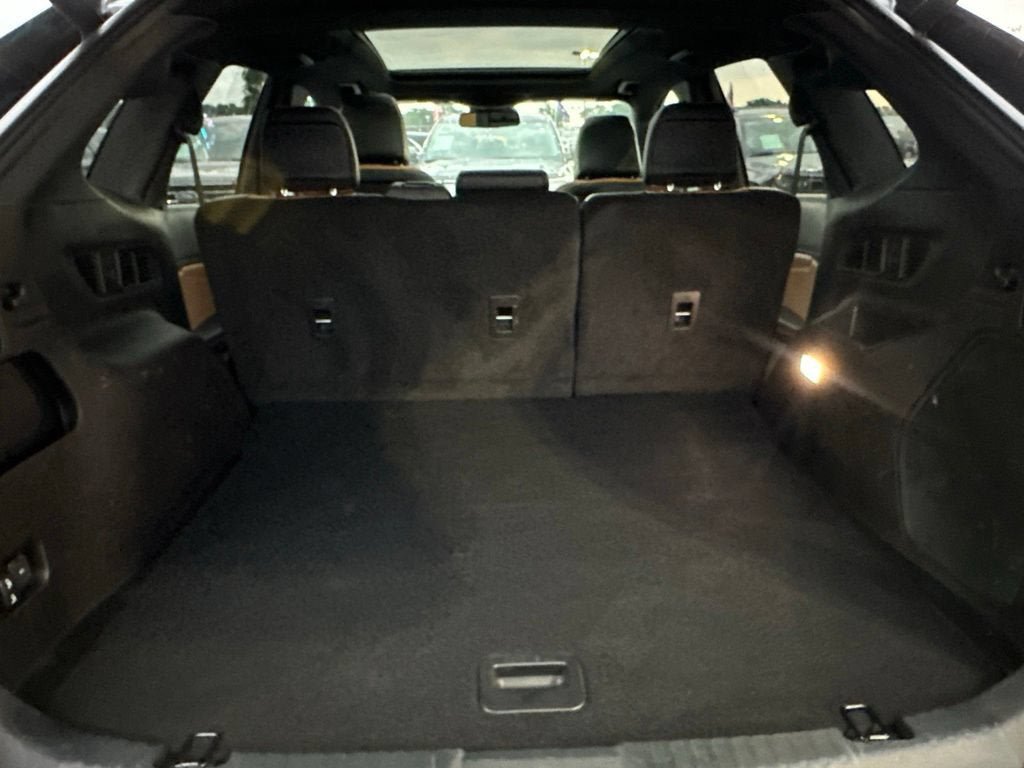 Certified 2024 Ford Edge Titanium w/ Titanium Elite Package AWD/4WD image 9