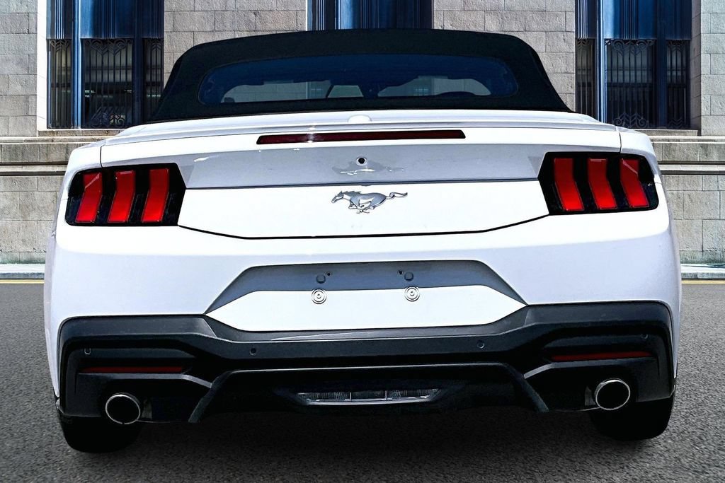 Certified 2025 Ford Mustang Premium RWD image 4