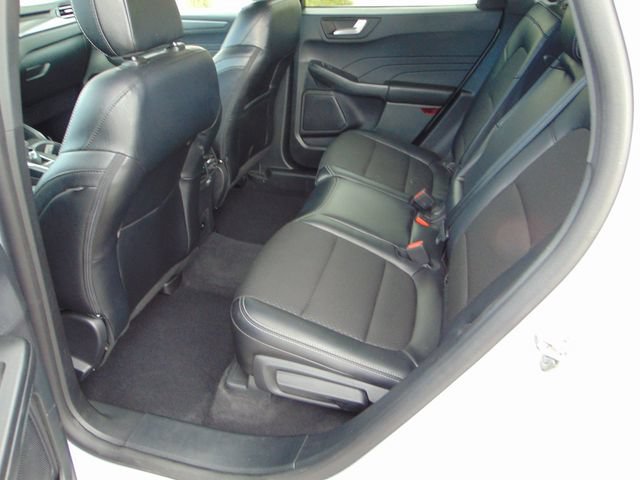 Certified 2026 Ford Escape SE FWD image 21
